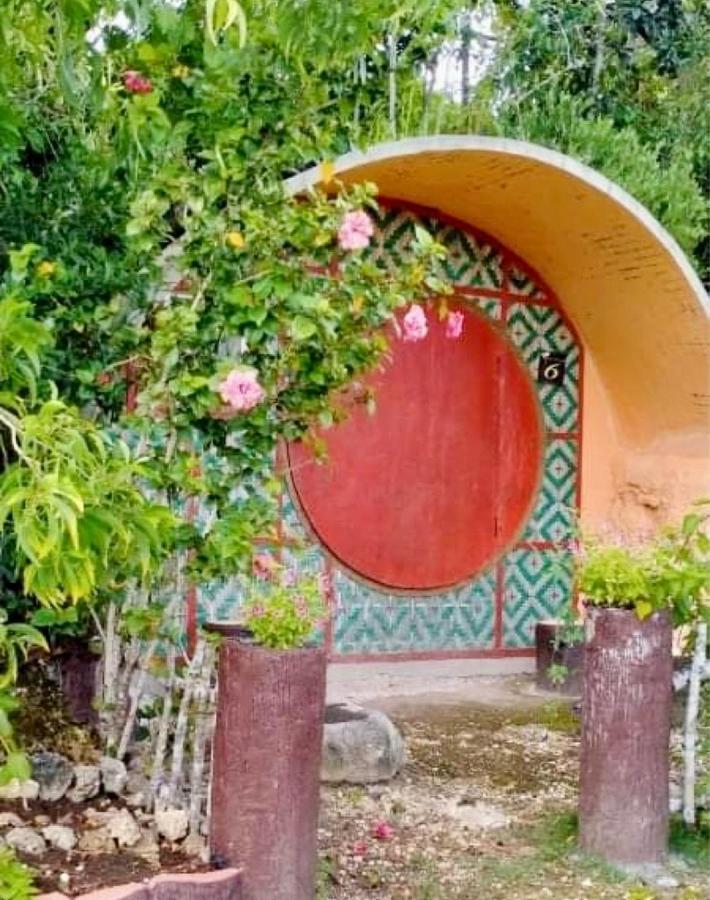 Kamp Aninipot Hotel Siquijor Bagian luar foto