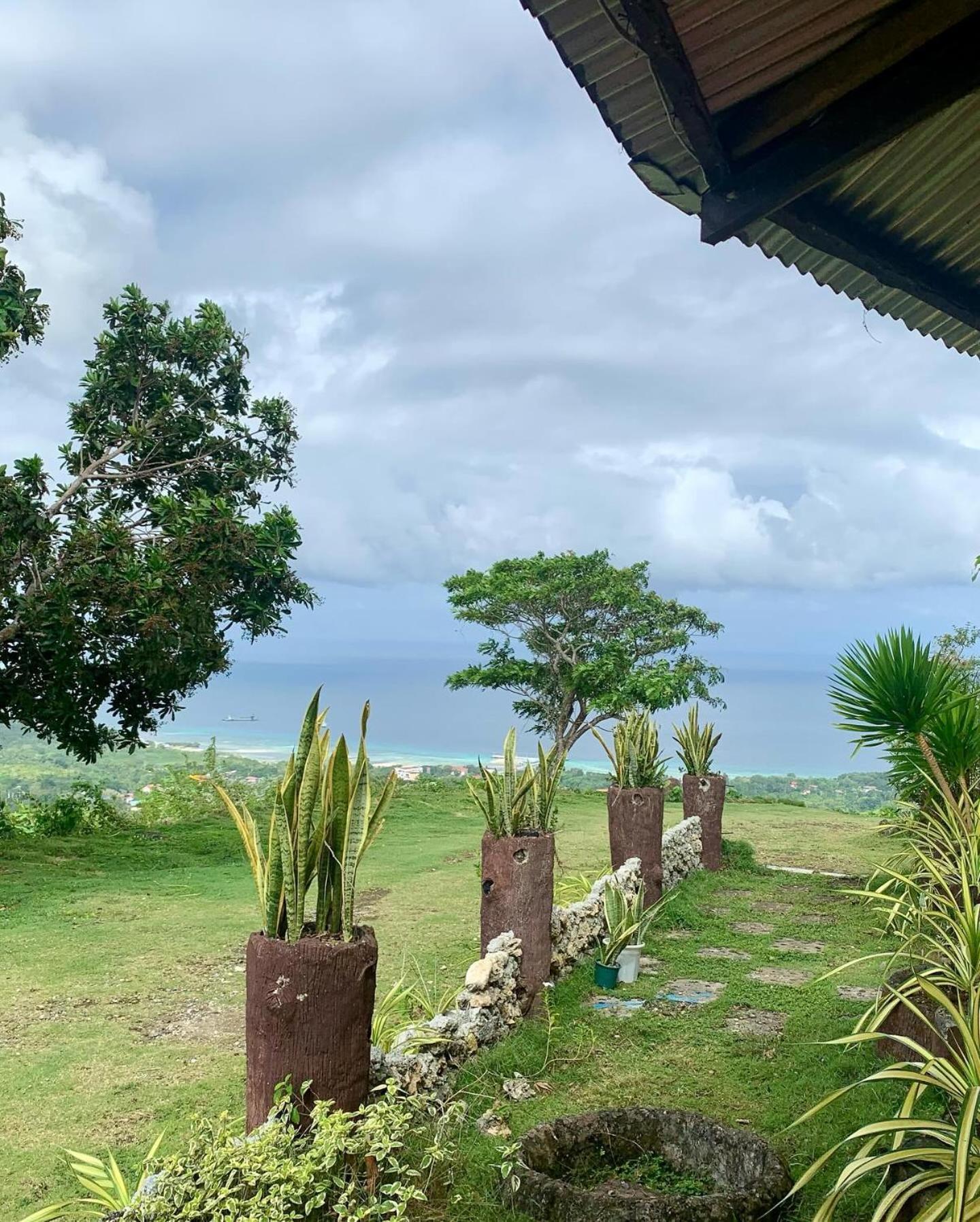 Kamp Aninipot Hotel Siquijor Bagian luar foto